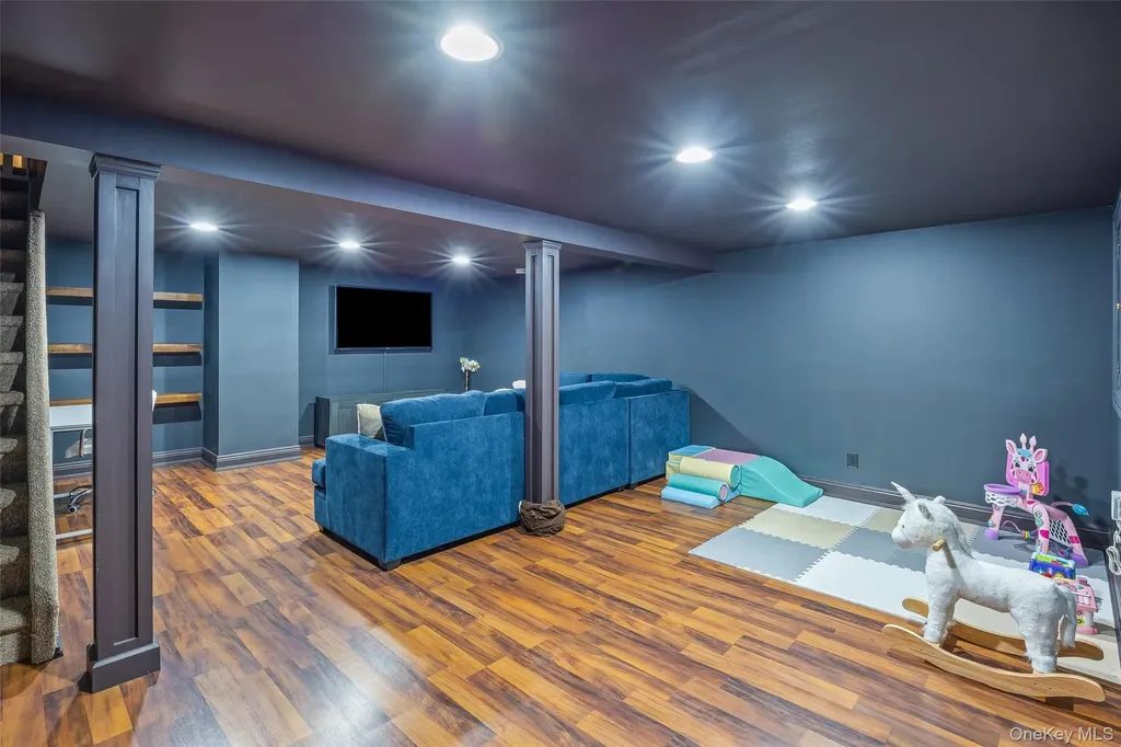 51 Plainedge Drive Bethpage NY 11714