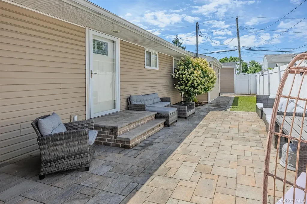 51 Plainedge Drive Bethpage NY 11714