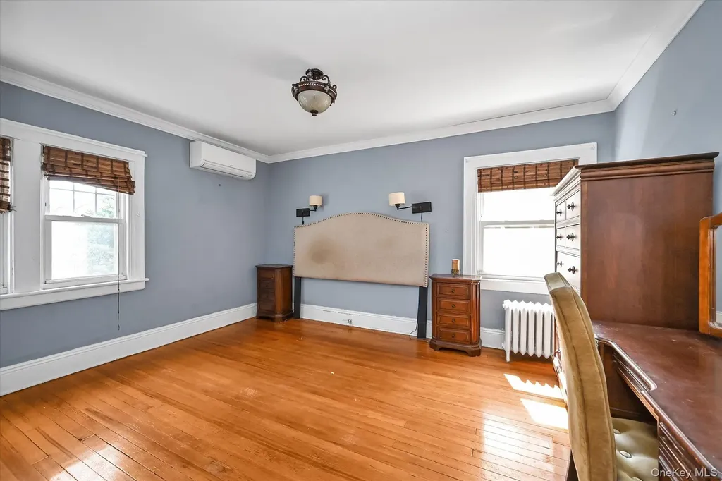33-40 170th Street Flushing NY 11358
