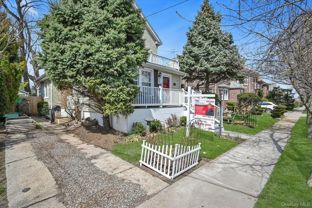 33-40 170th Street Flushing NY 11358