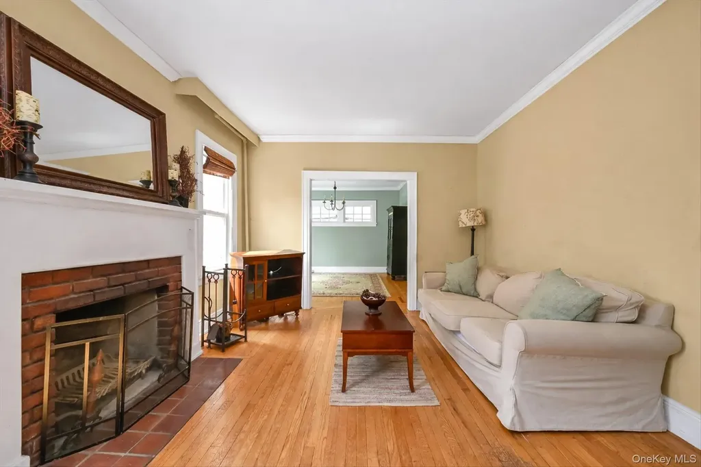 33-40 170th Street Flushing NY 11358