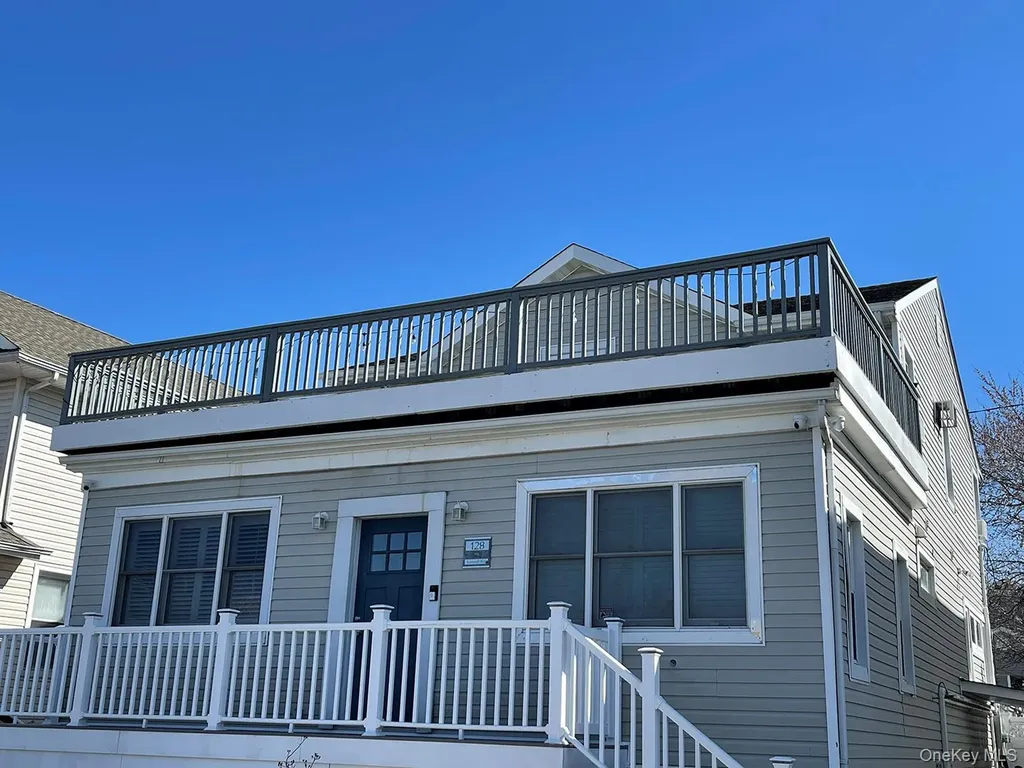 128 Roosevelt Boulevard Long Beach NY 11561