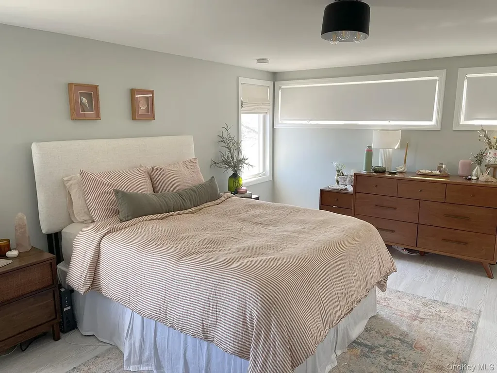 128 Roosevelt Boulevard Long Beach NY 11561