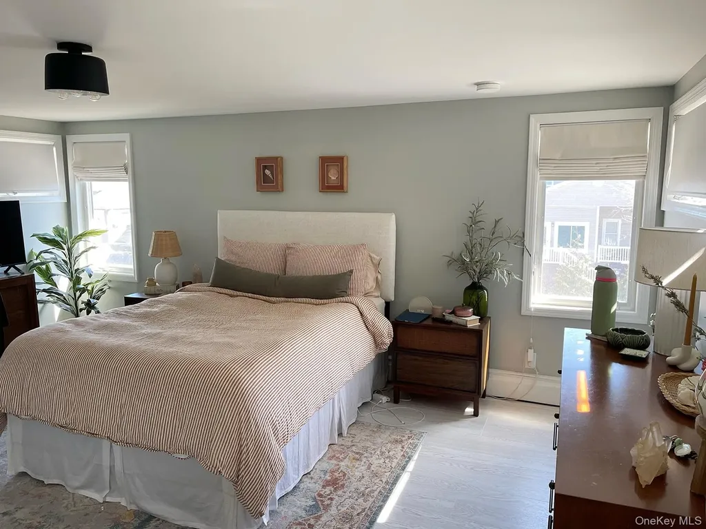 128 Roosevelt Boulevard Long Beach NY 11561