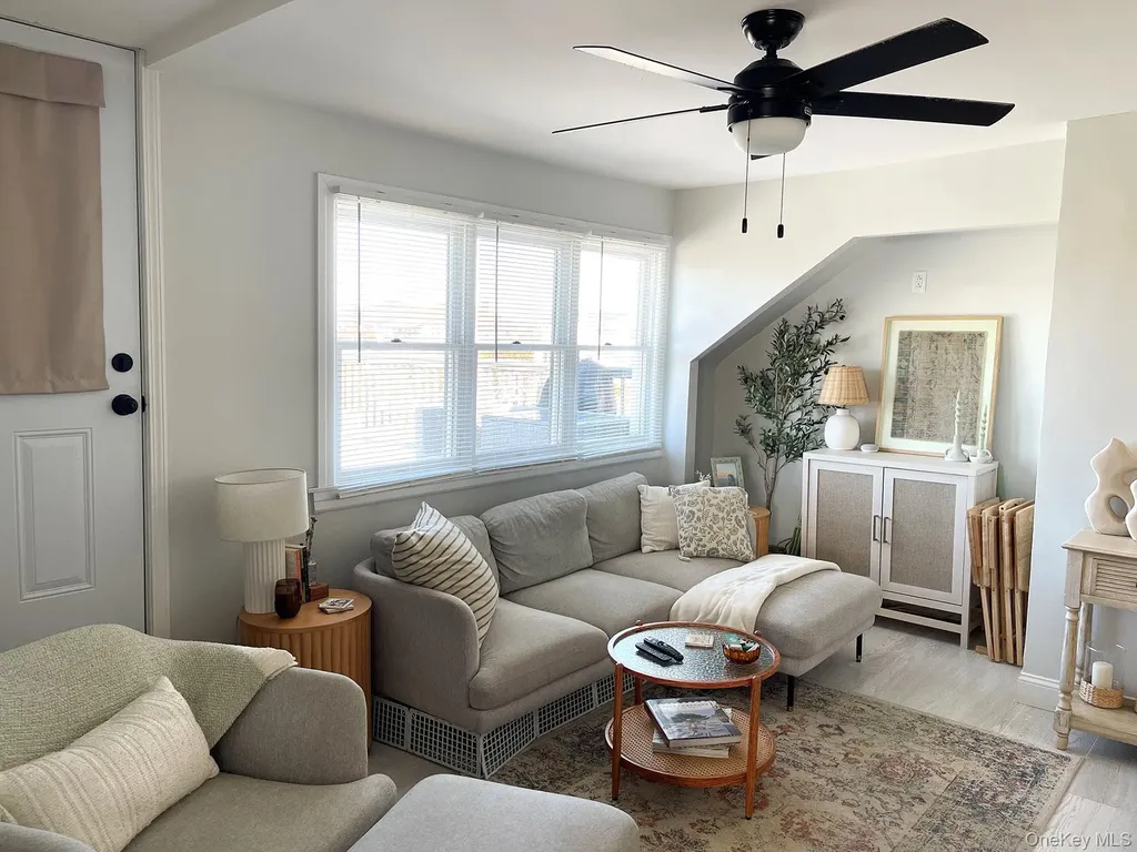 128 Roosevelt Boulevard Long Beach NY 11561