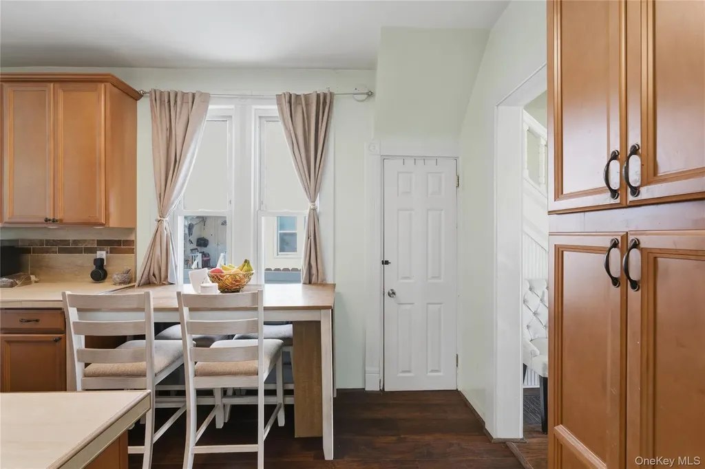 176 Depew Street Peekskill NY 10566