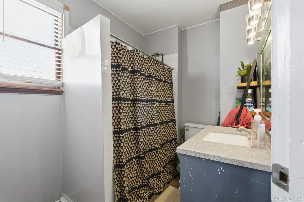 176 Depew Street Peekskill NY 10566