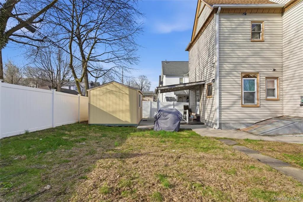 176 Depew Street Peekskill NY 10566