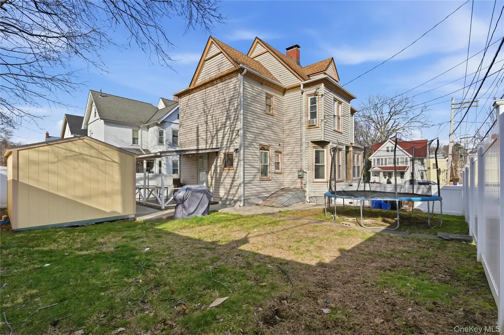 176 Depew Street Peekskill NY 10566