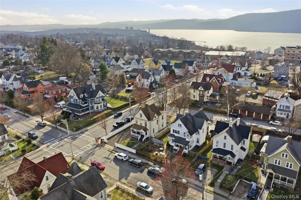 176 Depew Street Peekskill NY 10566