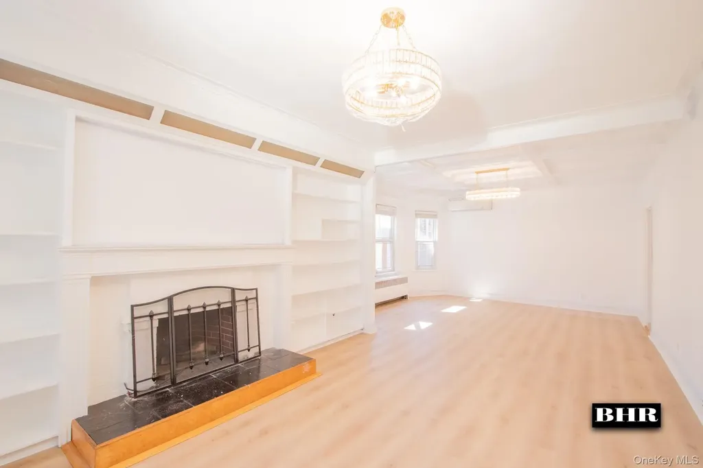 154 Beaumont Street Brooklyn NY 11235