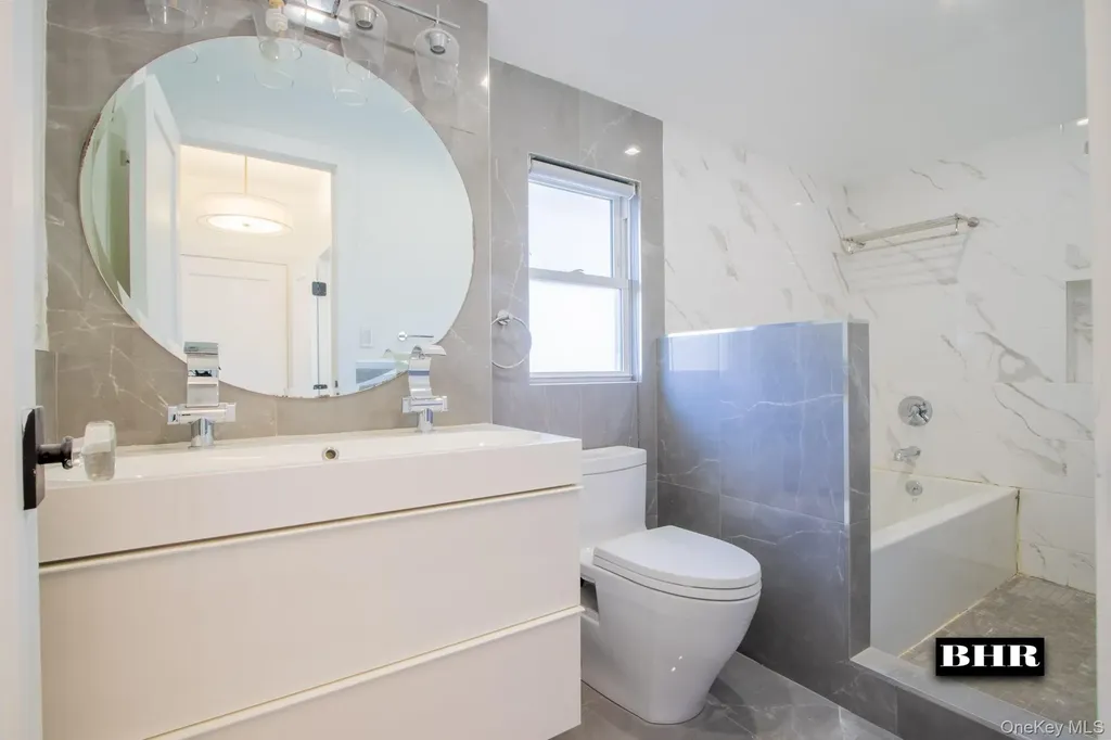 154 Beaumont Street Brooklyn NY 11235