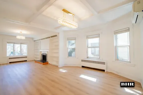 154 Beaumont Street Brooklyn NY 11235