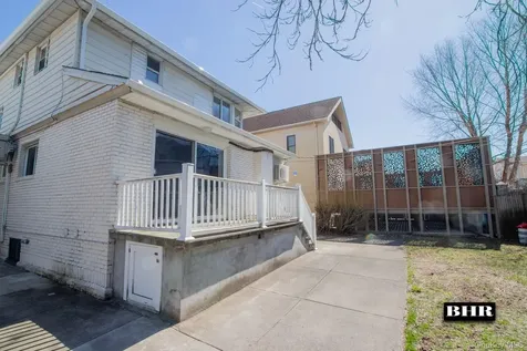 154 Beaumont Street Brooklyn NY 11235