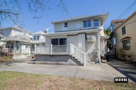 154 Beaumont Street Brooklyn NY 11235