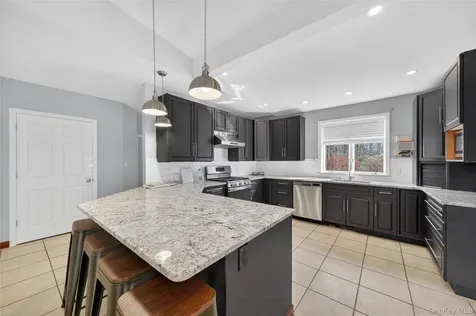 155 Roselawn Road Highland Mills NY 10930