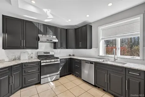 155 Roselawn Road Highland Mills NY 10930