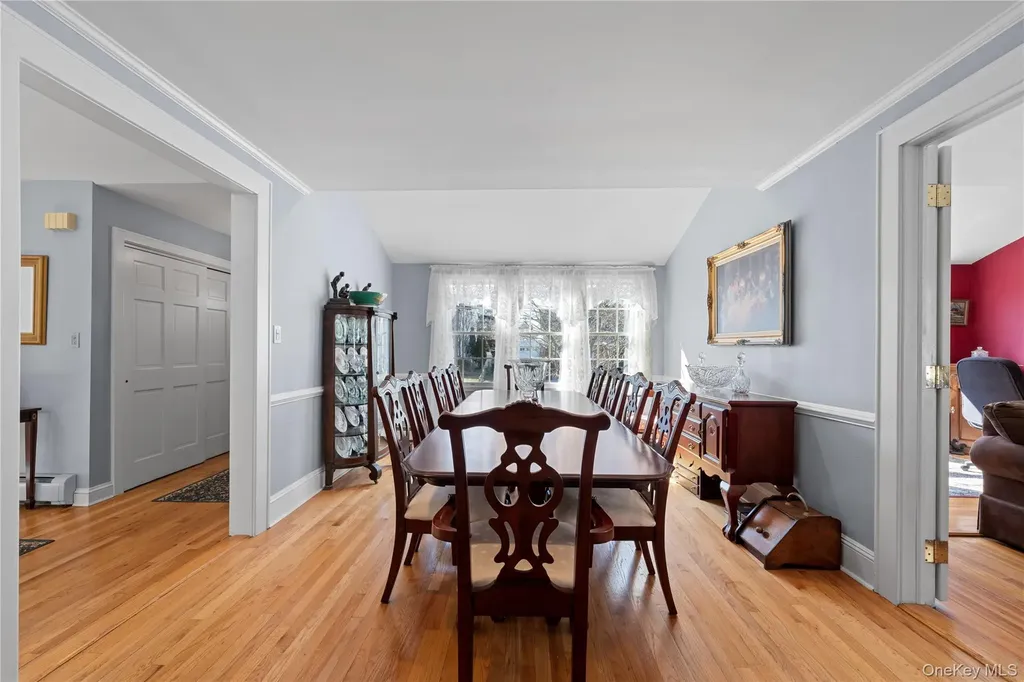 122 Palmyra Avenue Woodmere NY 11598