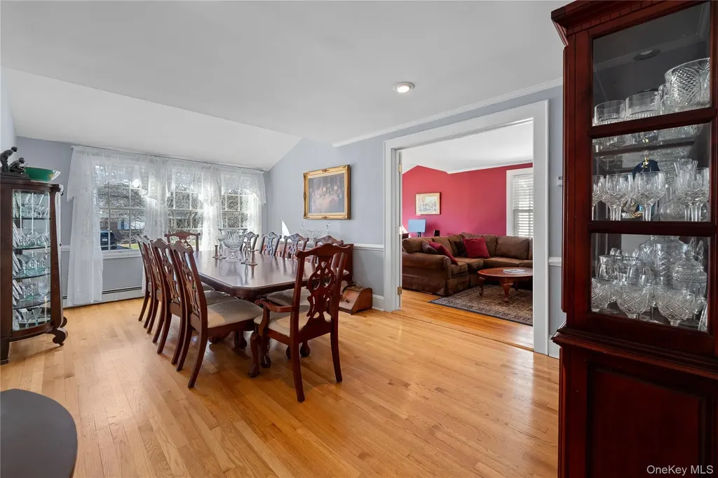 122 Palmyra Avenue Woodmere NY 11598