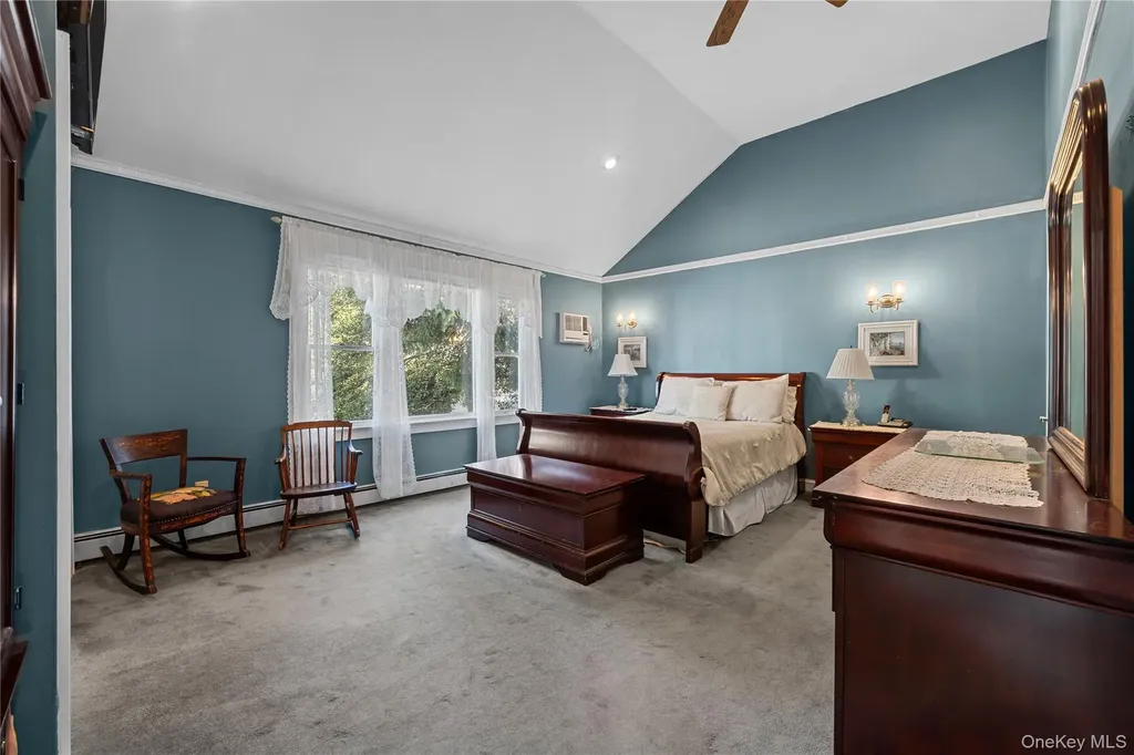 122 Palmyra Avenue Woodmere NY 11598