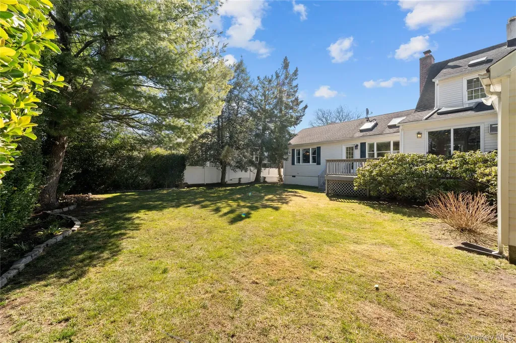 122 Palmyra Avenue Woodmere NY 11598