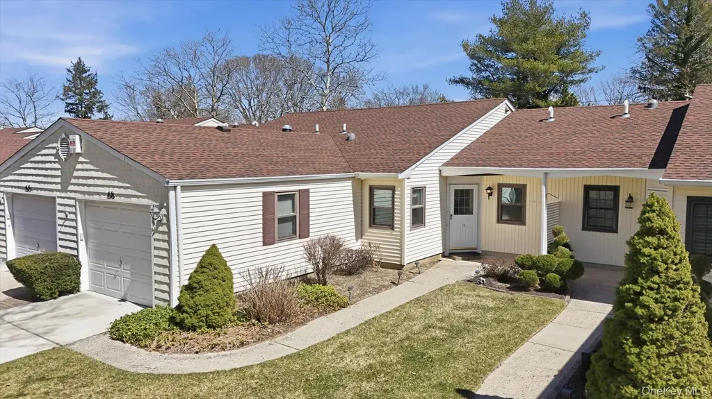 68 Knolls Drive Stony Brook NY 11790