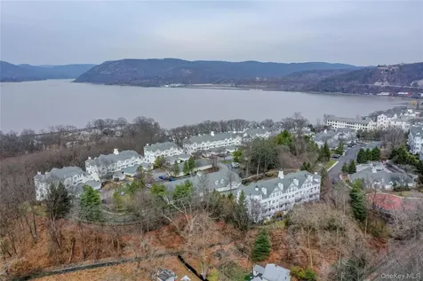 115 Viewpoint Terrace Peekskill NY 10566