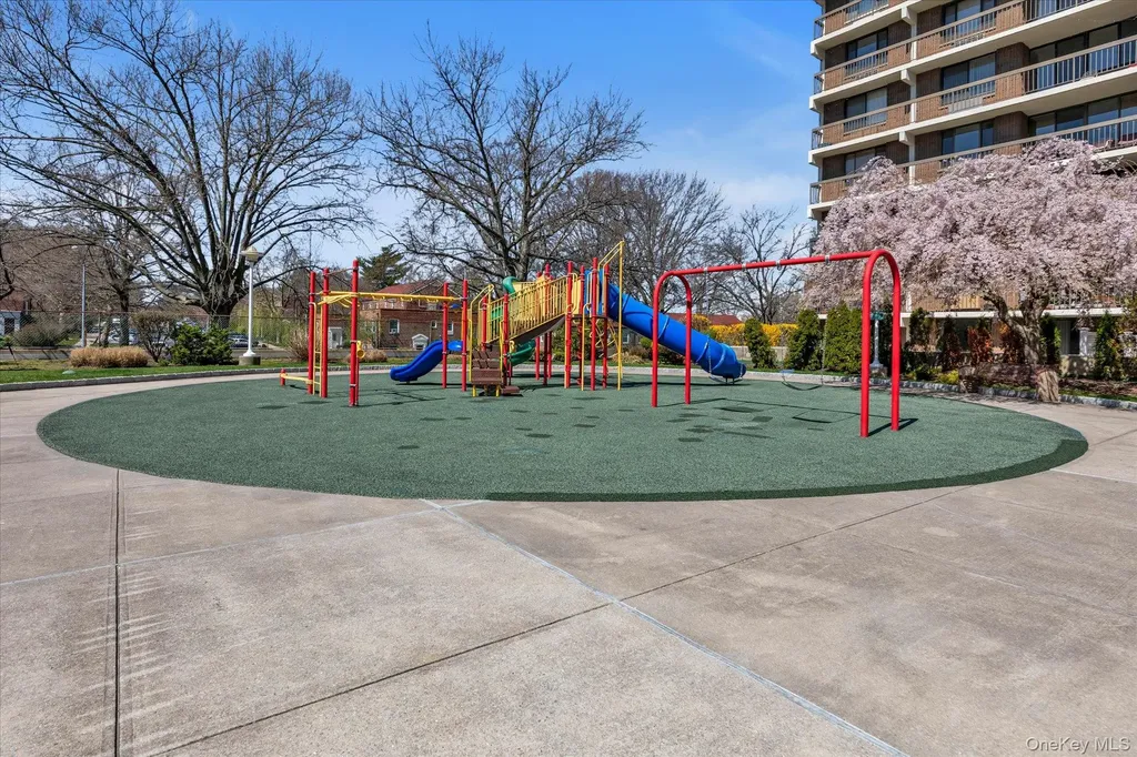 15038 Union Turnpike Flushing NY 11367