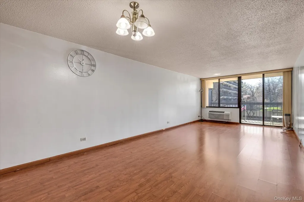 15038 Union Turnpike Flushing NY 11367