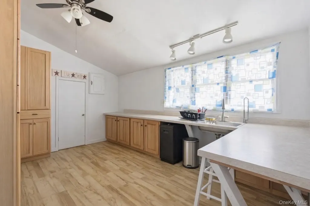 631 Cross Bay Boulevard Broad Channel NY 11693