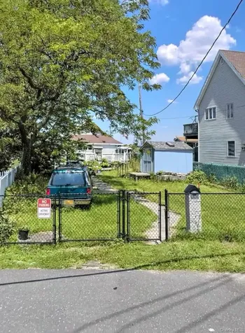 631 Cross Bay Boulevard Broad Channel NY 11693