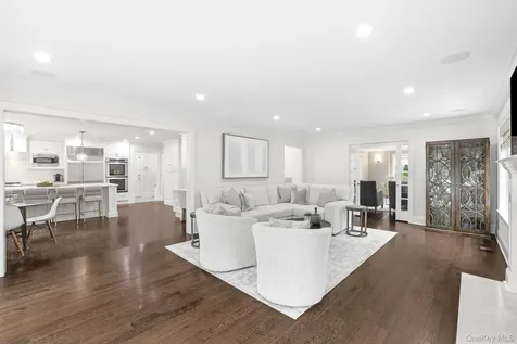 11 Mayflower Road Scarsdale NY 10583