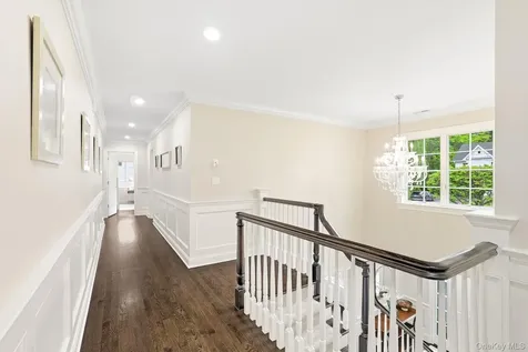 11 Mayflower Road Scarsdale NY 10583