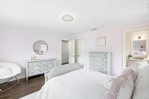 11 Mayflower Road Scarsdale NY 10583