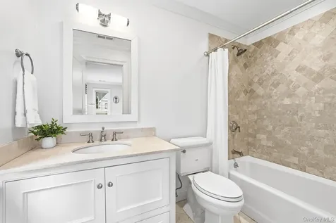 11 Mayflower Road Scarsdale NY 10583