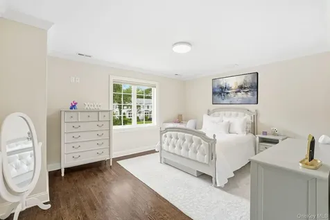 11 Mayflower Road Scarsdale NY 10583