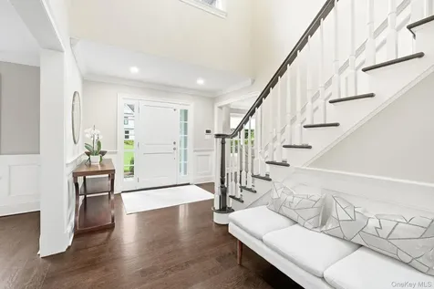 11 Mayflower Road Scarsdale NY 10583