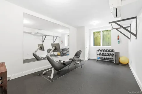 11 Mayflower Road Scarsdale NY 10583