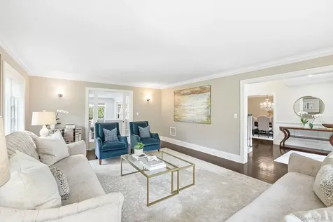11 Mayflower Road Scarsdale NY 10583