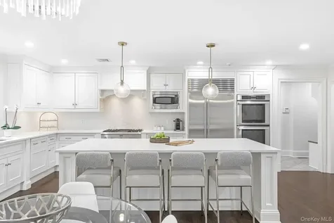 11 Mayflower Road Scarsdale NY 10583