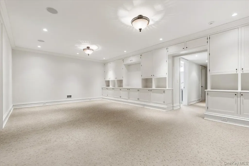 72 Guard Hill Road Bedford Corners NY 10549