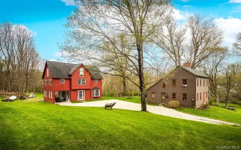 37 Sheffield Road Amenia NY 12501