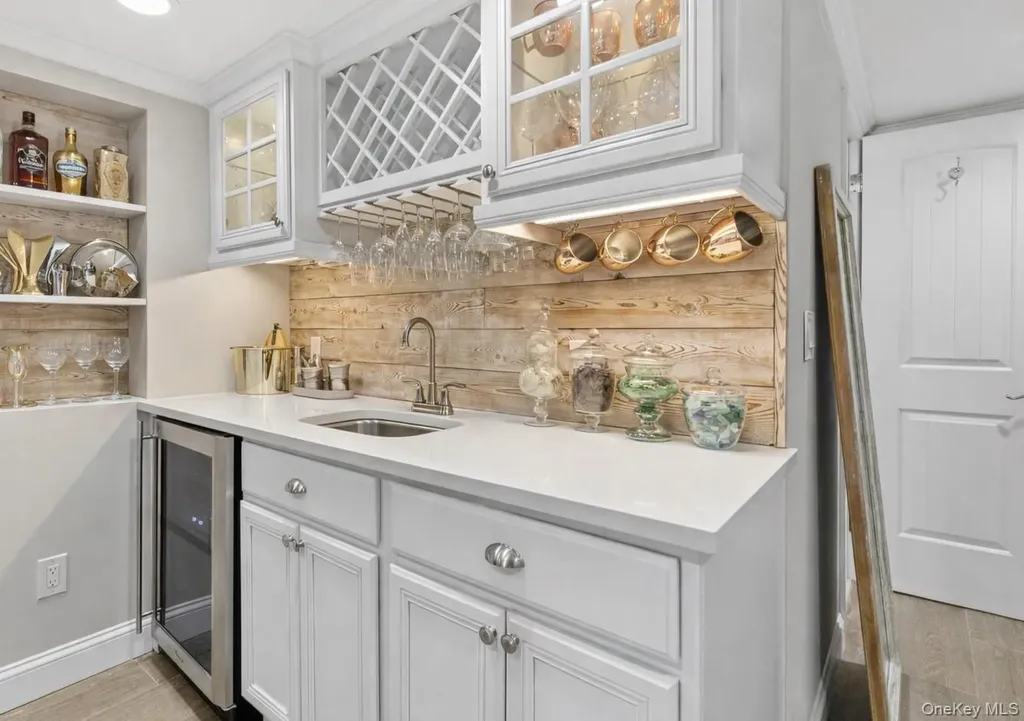 3013 Mitchell Road Westhampton Beach NY 11978