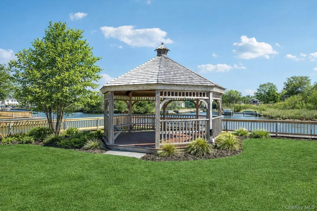 3013 Mitchell Road Westhampton Beach NY 11978