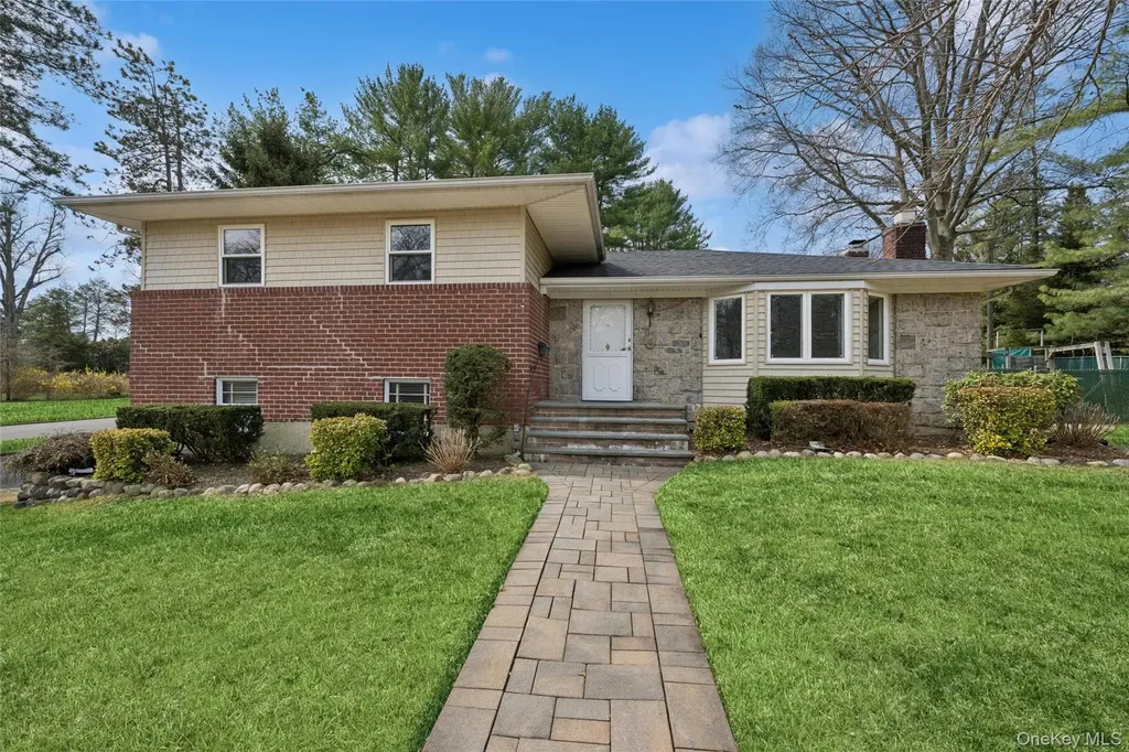 6 Viola Drive Glen Cove NY 11542