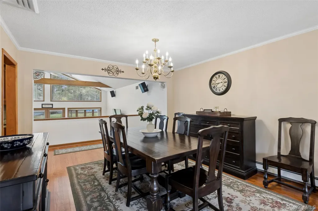 6 Viola Drive Glen Cove NY 11542