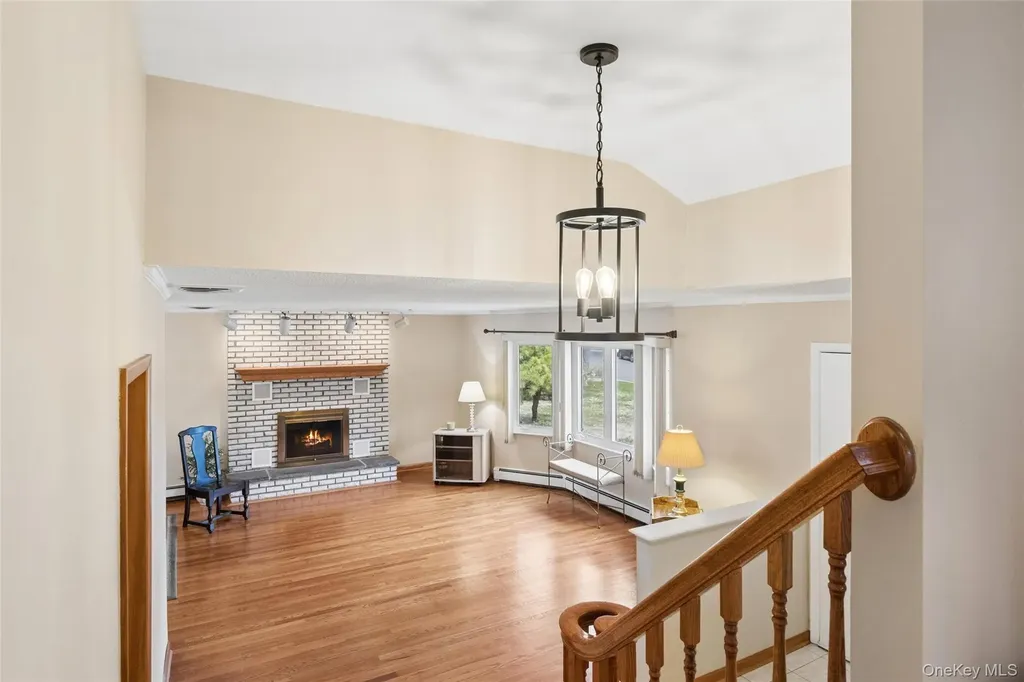 6 Viola Drive Glen Cove NY 11542
