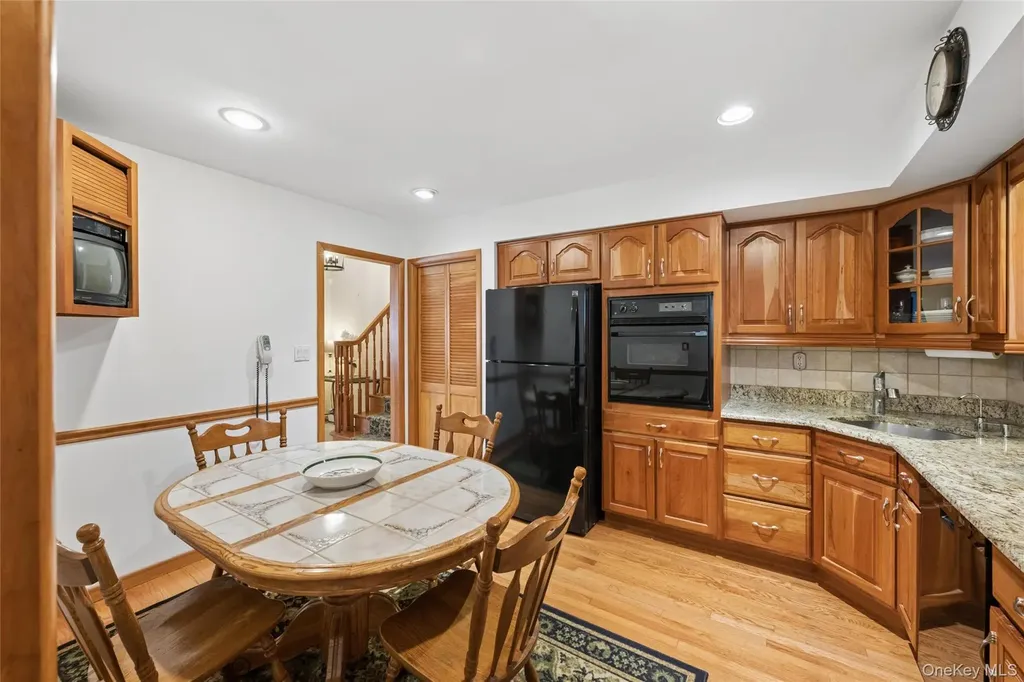 6 Viola Drive Glen Cove NY 11542