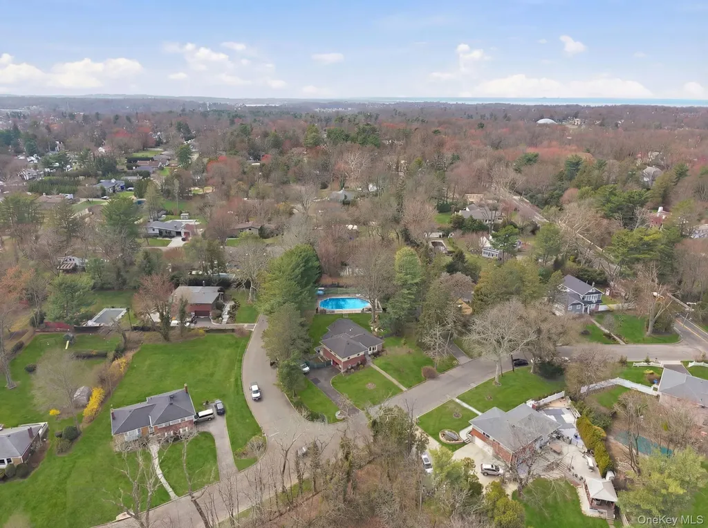 6 Viola Drive Glen Cove NY 11542
