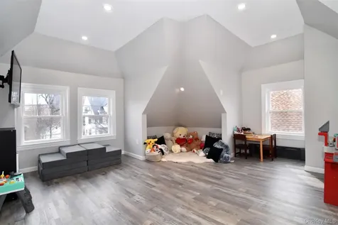 16 Badeau Place New Rochelle NY 10801